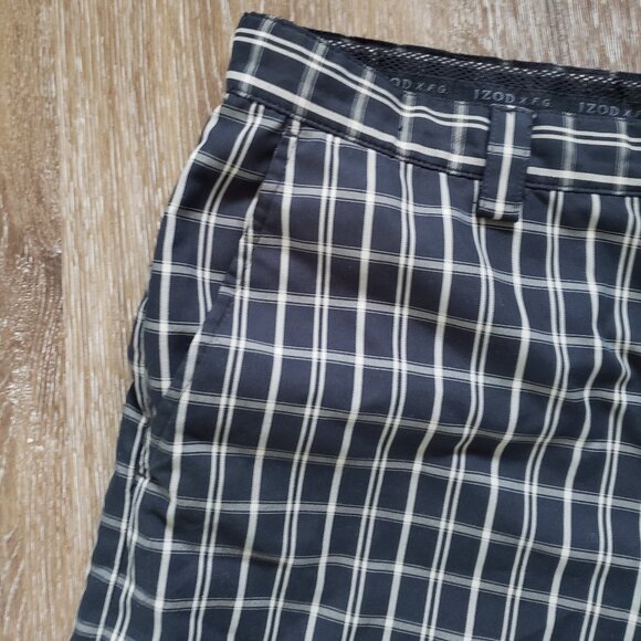 Men's IZOD XFG Golf shorts, size 36 black plaid - Picture 2 of 8